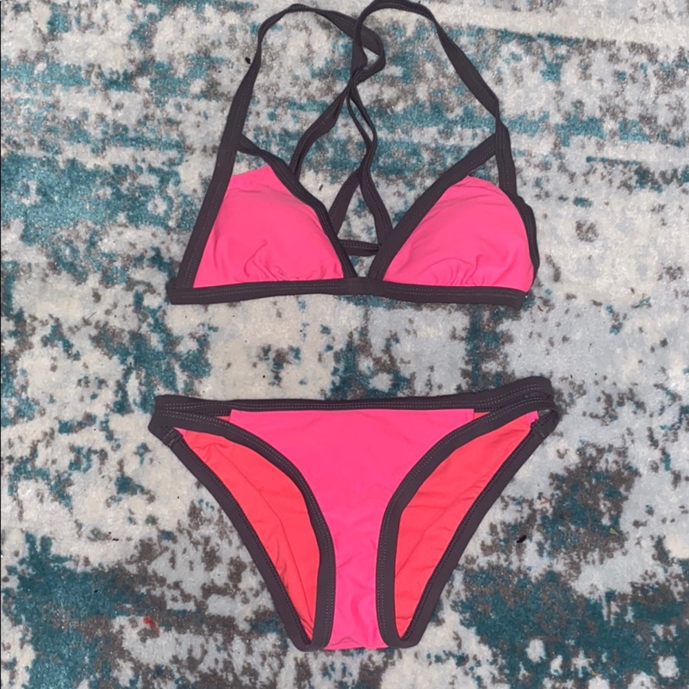 Xhilaration pink colorblock bikini